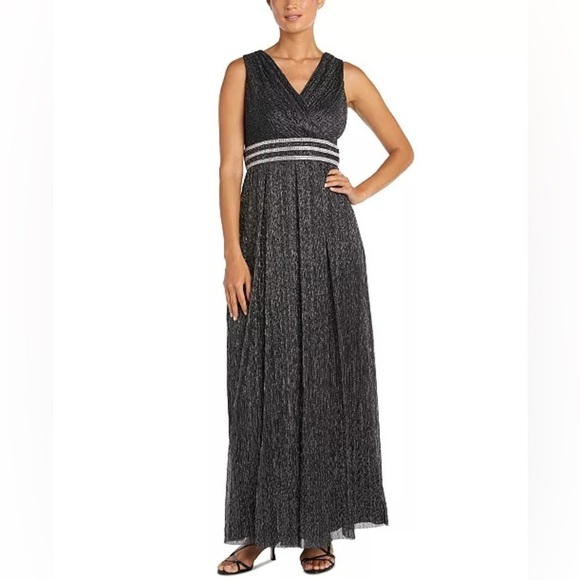 R&M Richard’s Crinkle Pleated Gown - Picture 1 of 4